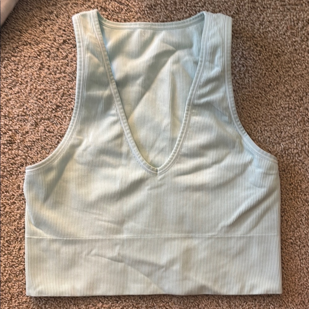 Athleta Green Sleeveless Fitted Crop Tank Top